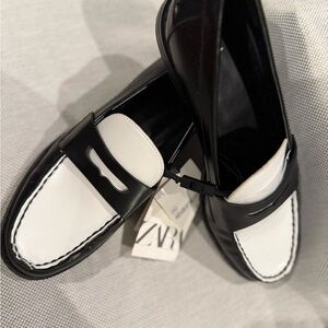 Zara Two-Tone Black and White Loafers